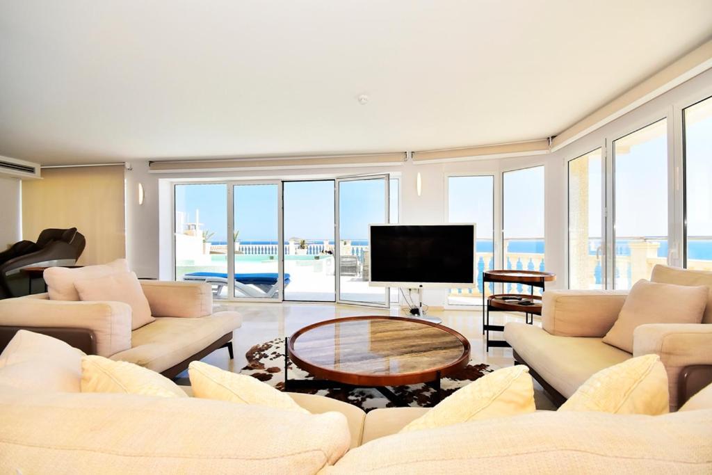 Atico Suite Ola Blanca Кала де Финестрат Екстериор снимка