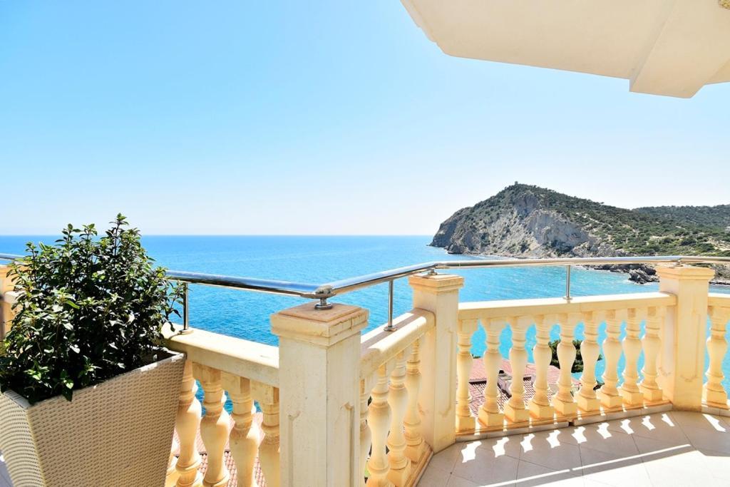 Atico Suite Ola Blanca Кала де Финестрат Екстериор снимка