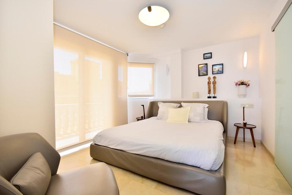 Atico Suite Ola Blanca Кала де Финестрат Екстериор снимка